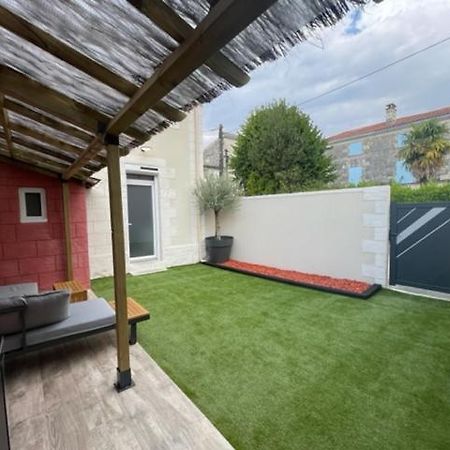 - Le Nuage - Unique, Espace Spa Privatif Et Jardin Avec Plancha Et Salon Privatif, Stationnement Public Gratuit Niort Kültér fotó