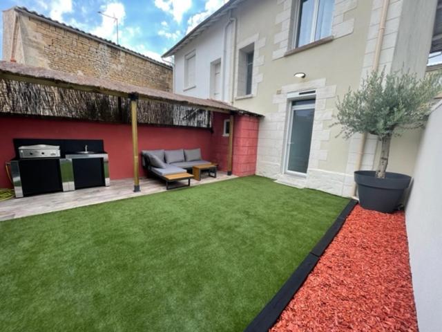 - Le Nuage - Unique, Espace Spa Privatif Et Jardin Avec Plancha Et Salon Privatif, Stationnement Public Gratuit Niort Kültér fotó